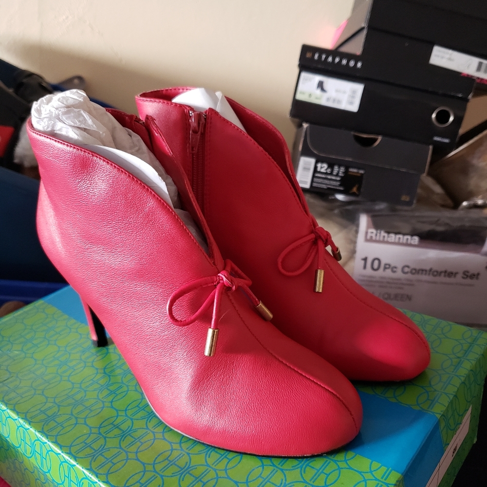 Red Booties - Picture 3 of 5